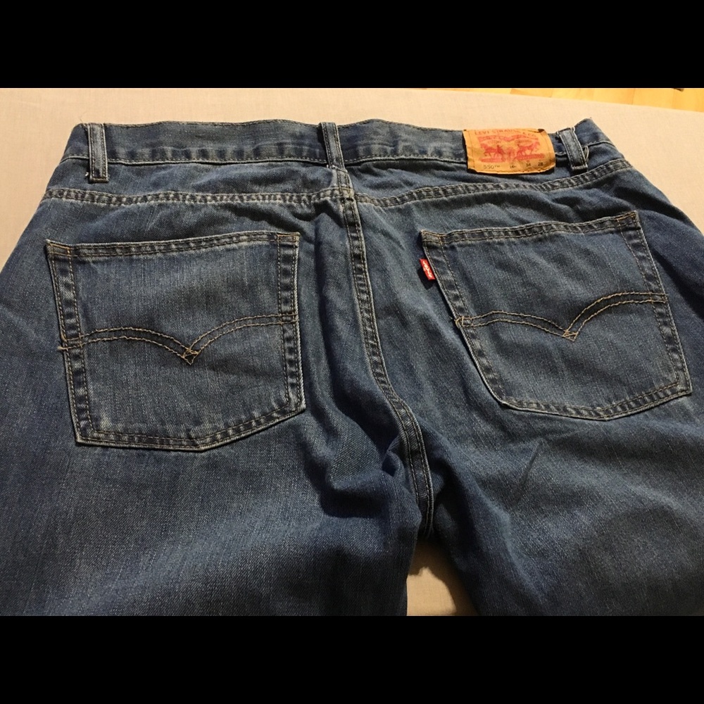 Authentic Levi’s blue jeans! Like new condition!